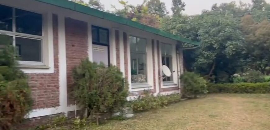 Farm Houe with Agriculture land