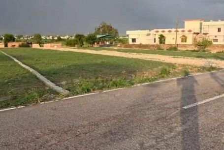 commercial plot image
